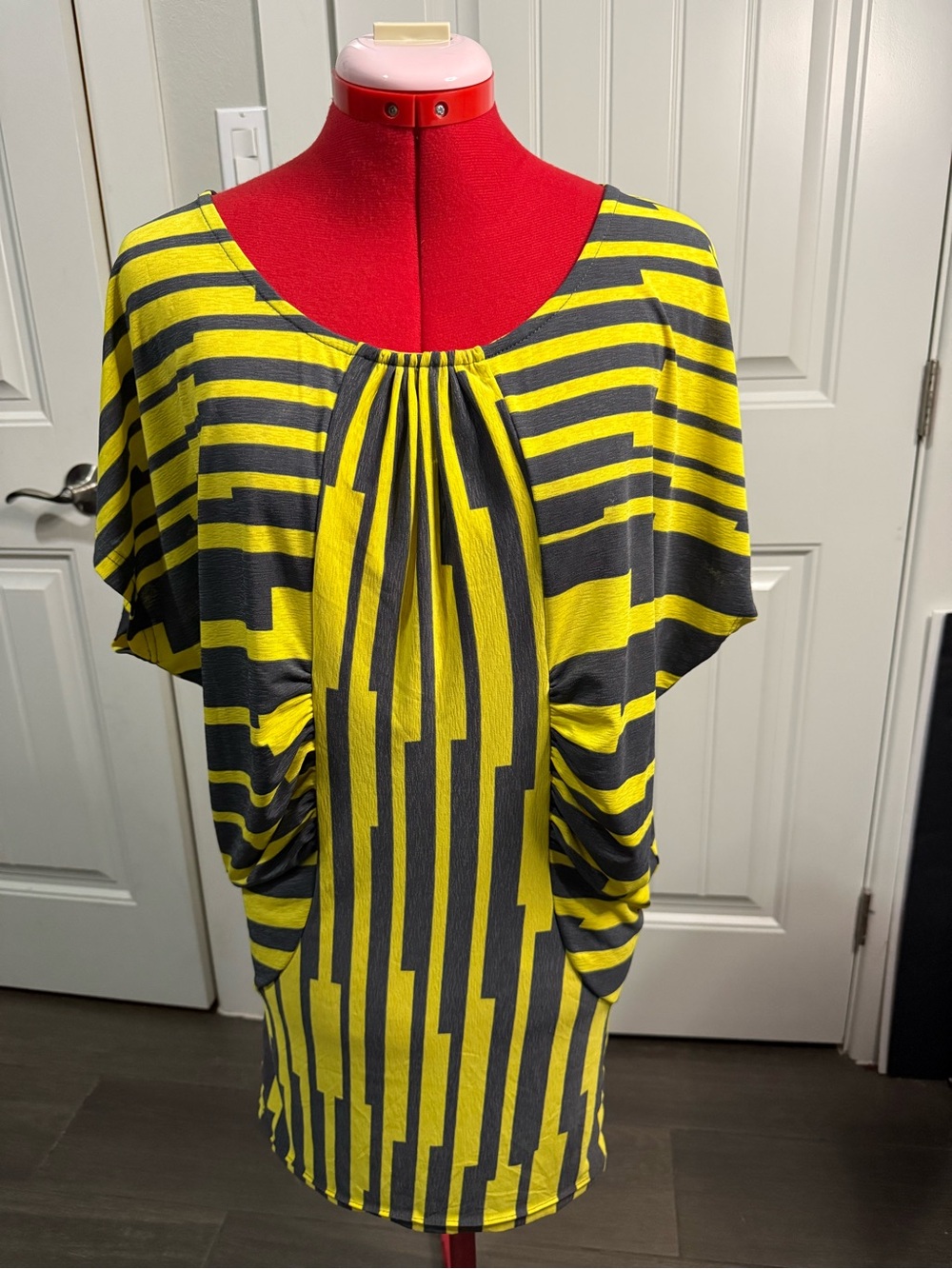 Vintage 80s Forever 21 Yellow and Gray Striped Mini Dress/ Tunic geometric Sz M